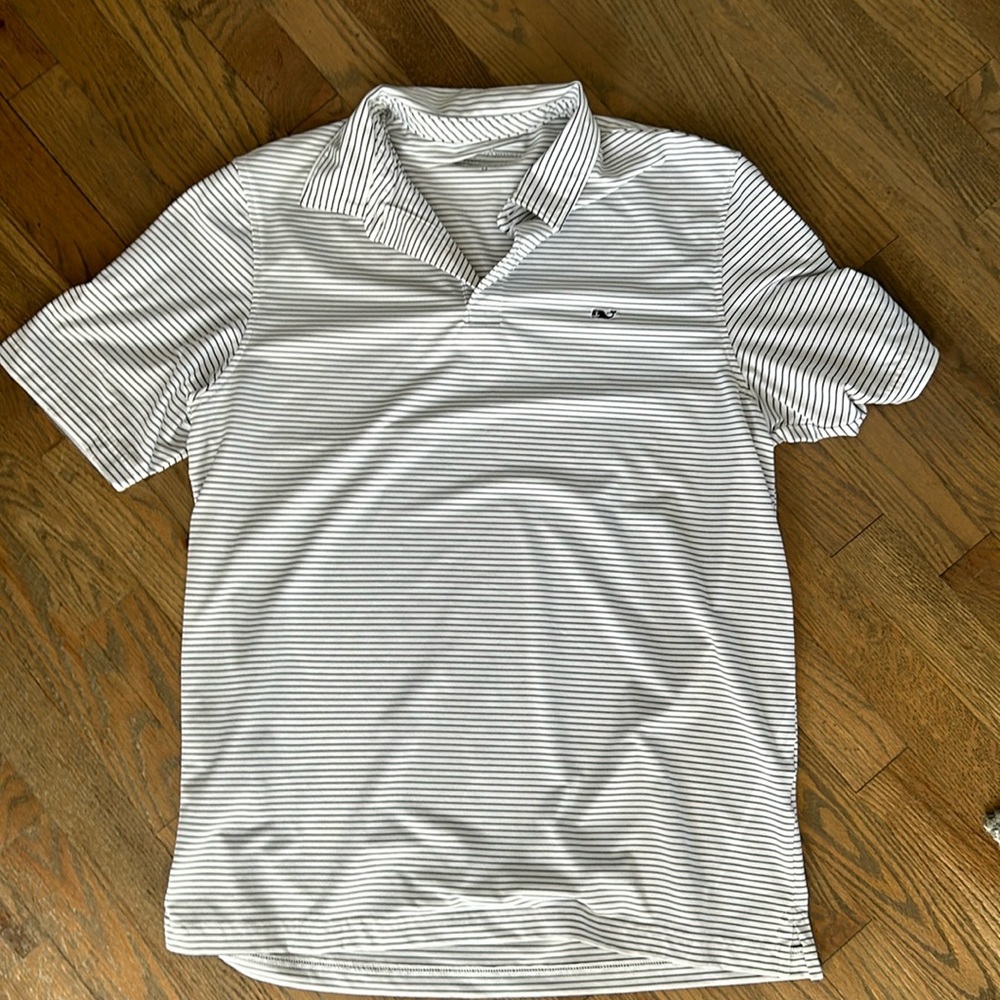 Vineyard vines, men’s white with blue stripe, collared shirt, size medium